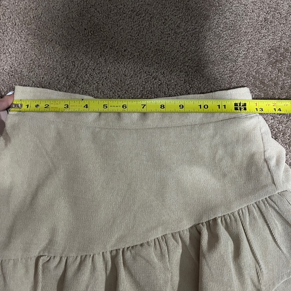 NWT corduroy ruffle skirt - Picture 6 of 6